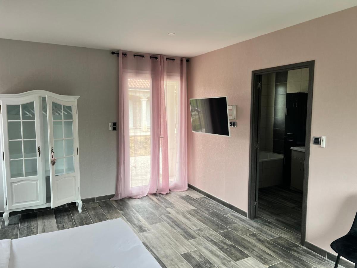 Chez Saliha Et Serge Lamarche-Sur-Saone 외부 사진